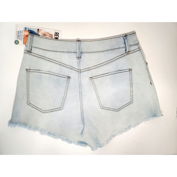 NWT - SHORT JEAN SHORTS BY REWASH BRAND - Picture 3 of 16